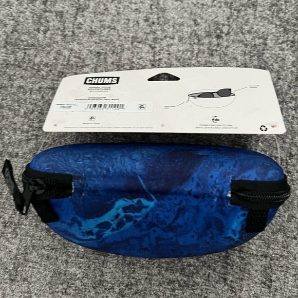 NEW CHUMS Transporter Hard Case in blue - Picture 4 of 4